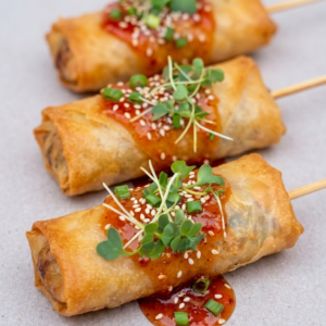 Rollo primavera de salmon x12